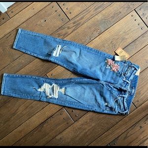 BRAND NEW SILVER JEANS CO. JEANS